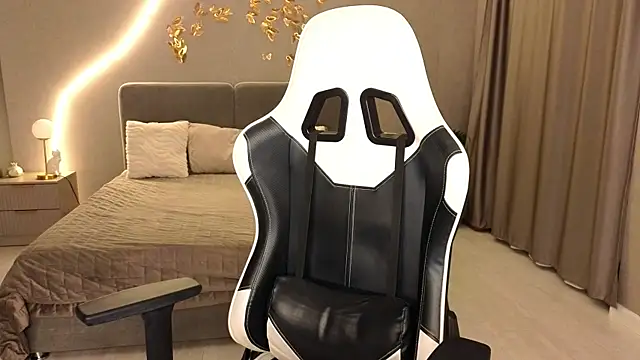 Snapshot of ammy_cummy chatting on December 15, 3:55 am ammy cummy online show from December 15, 3:55 am