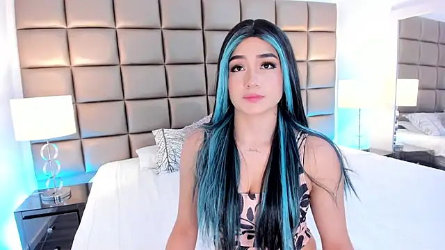 Snapshot of AnnyHizzle chatting on February 28, 9:23 pm AnnyHizzle online show from February 28, 9:23 pm