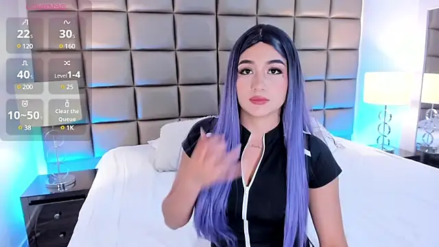 Snapshot of AnnyHizzle chatting on March 7, 10:10 pm AnnyHizzle online show from March 7, 10:10 pm