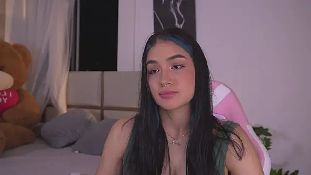AnnyHizzle online show from May 29, 11:36 pm
