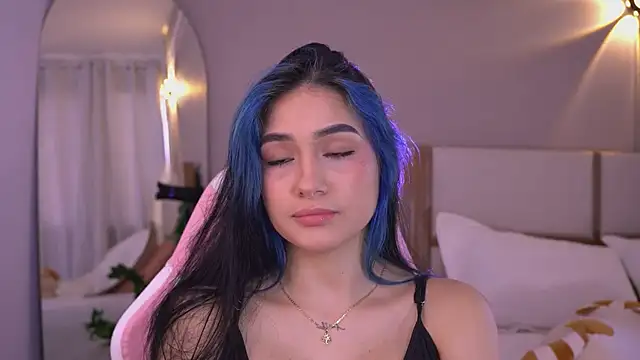 AnnyHizzle online show from June 11, 9:57 pm
