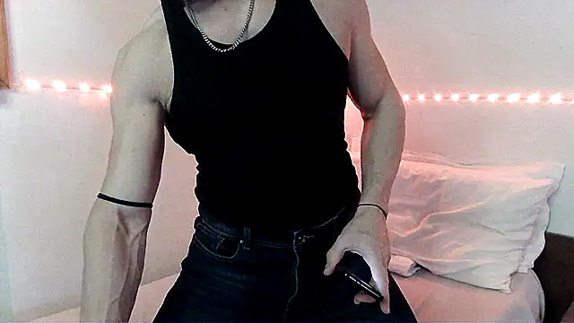 Alexx Fit023 online show from January 3, 9:26 pm