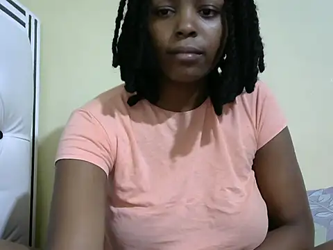 nelly shyn online show from October 11, 8:40 pm