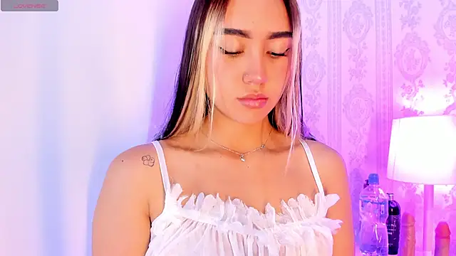 liaa 18 online show from November 15, 3:04 am