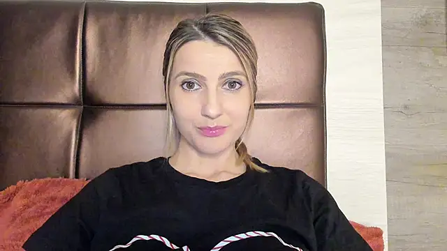 Adda bentos online show from March 14, 7:12 pm