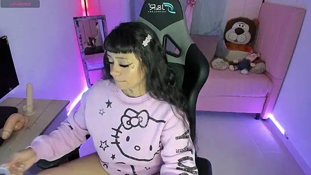 zoesullivan online show from March 18, 10:03 am