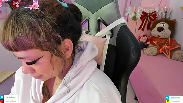 zoesullivan online show from November 19, 9:53 am