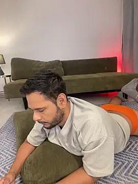 Snapshot of Nate_Ocean chatting on November 22, 4:22 am Nate Ocean online show from November 22, 4:22 am