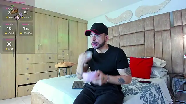 petterwilly1 online show from October 12, 3:11 pm