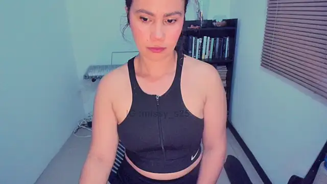 gigi stephans online show from May 14, 1:56 am
