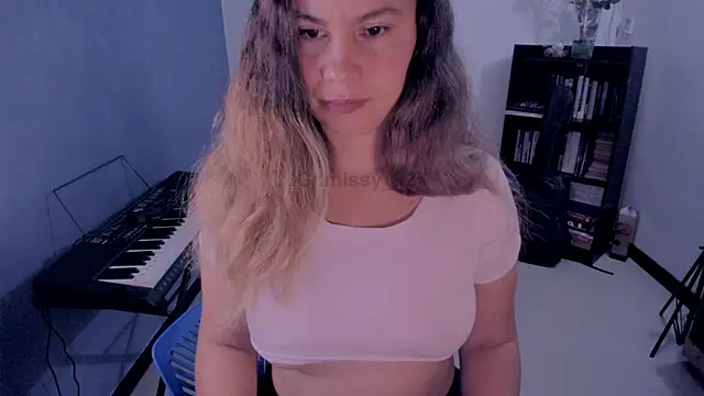 gigi stephans online show from July 23, 1:41 am