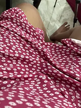 Hottest Tamil online show from April 15, 9:48 pm