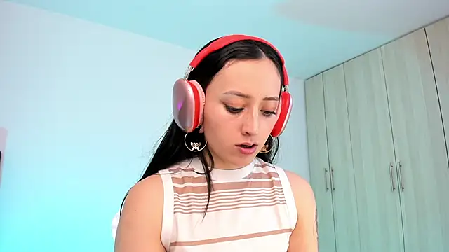 liaqueen610 online show from February 16, 7:38 pm