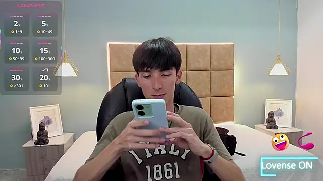 Jake evans online show from November 25, 7:47 pm