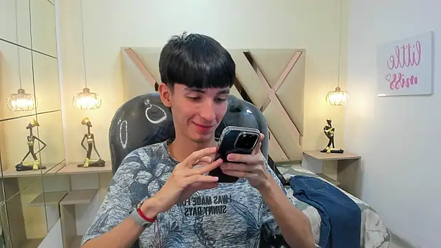 Jake evans online show from December 15, 3:38 pm