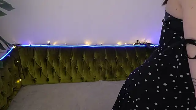 MonAmourrrR online show from January 3, 7:49 am