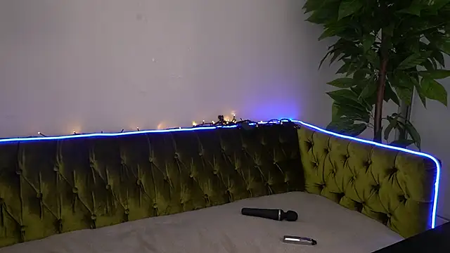 MonAmourrrR online show from January 7, 10:11 am