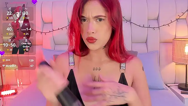 SkinnyFoxy online show from December 2, 7:20 pm