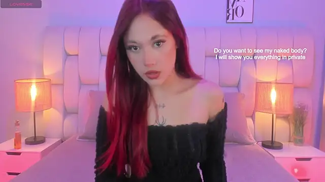 SkinnyFoxy online show from May 3, 7:20 pm