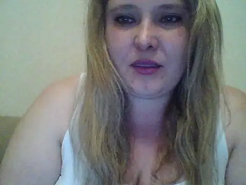Snapshot of ParisMimi chatting on April 11, 9:08 pm ParisMimi online show from April 11, 9:08 pm