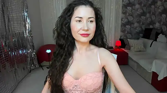 Snapshot of KarinaSweeety chatting on March 19, 1:48 pm KarinaSweeety online show from March 19, 1:48 pm