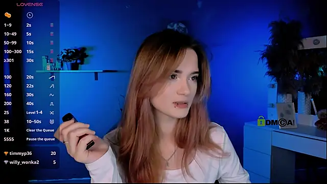 Snapshot of liana_kisses chatting on October 9, 7:23 pm liana kisses online show from October 9, 7:23 pm