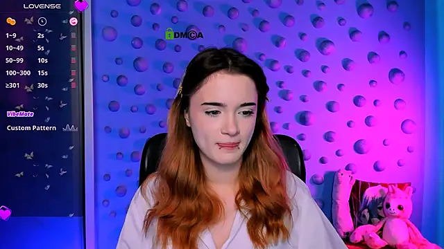 Snapshot of liana_kisses chatting on November 26, 8:43 pm liana kisses online show from November 26, 8:43 pm