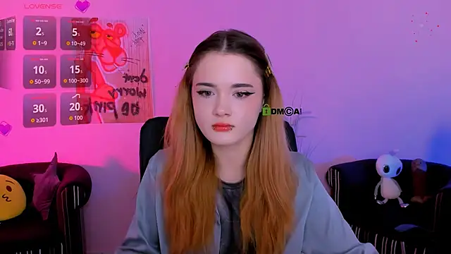 Snapshot of liana_kisses chatting on December 17, 8:59 pm liana kisses online show from December 17, 8:59 pm