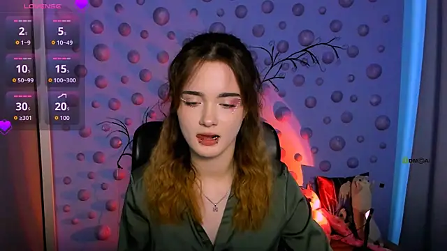 liana kisses online show from February 14, 9:00 pm