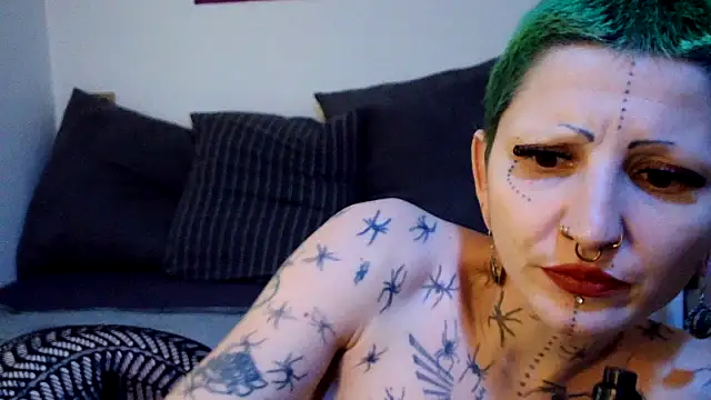 ValeryCrowley14 online show from February 10, 1:48 pm