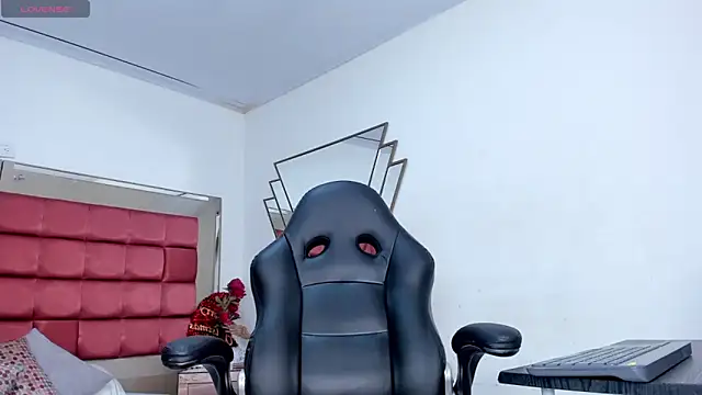 BarbaraKnox  online show from December 31, 2:25 pm