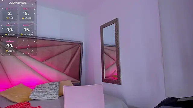 BarbaraKnox  online show from September 9, 11:59 pm