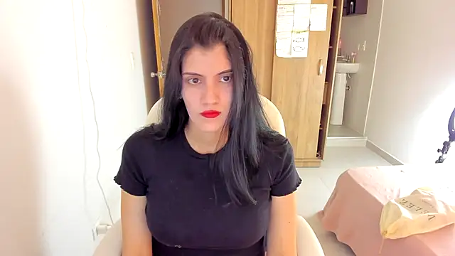 Snapshot of misstoya chatting on January 29, 3:12 am misstoya online show from January 29, 3:12 am