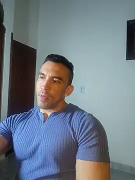 Snapshot of jhay-crux chatting on April 27, 11:08 am jhay-crux online show from April 27, 11:08 am