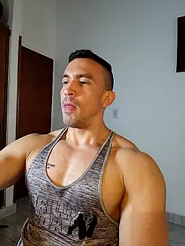 Snapshot of jhay-crux chatting on June 2, 11:56 am jhay-crux online show from June 2, 11:56 am