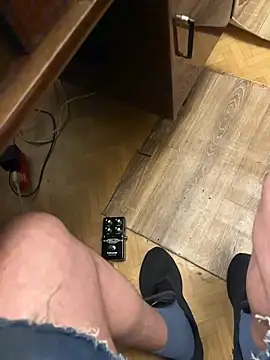 Ariel Ari online show from December 16, 3:55 am