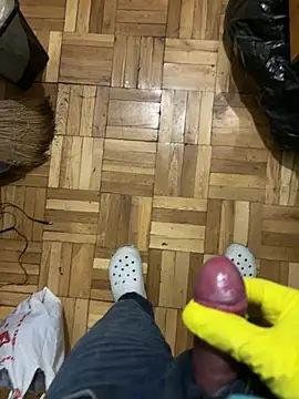 Snapshot of Ariel_Ari chatting on February 14, 12:18 am Ariel Ari online show from February 14, 12:18 am