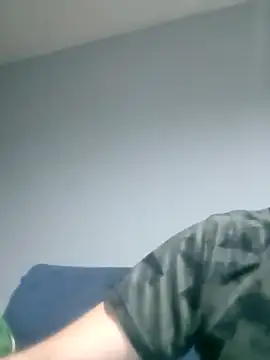 Snapshot of Olitahl chatting on October 7, 2:42 am Olitahl online show from October 7, 2:42 am