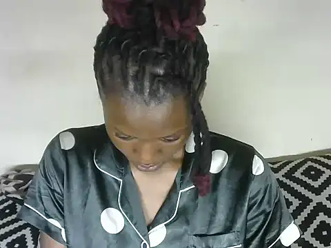 Snapshot of Pretty-emmie chatting on January 27, 8:28 pm Pretty-emmie online show from January 27, 8:28 pm