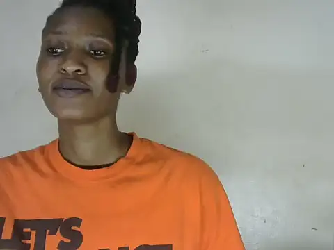 Snapshot of Pretty-emmie chatting on February 14, 10:28 am Pretty-emmie online show from February 14, 10:28 am