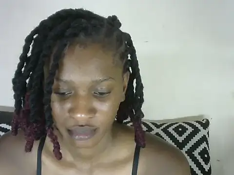 Snapshot of Pretty-emmie chatting on February 25, 7:14 pm Pretty-emmie online show from February 25, 7:14 pm
