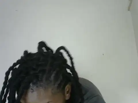 Snapshot of Pretty-emmie chatting on February 28, 6:41 pm Pretty-emmie online show from February 28, 6:41 pm