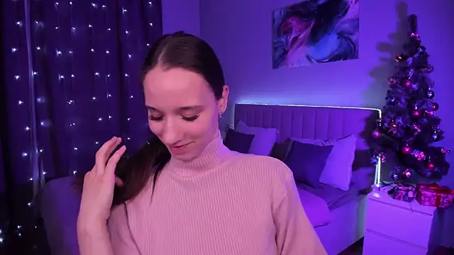 StaceySunny online show from December 19, 5:18 pm