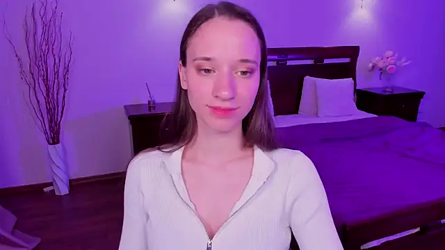 StaceySunny online show from June 2, 5:15 pm