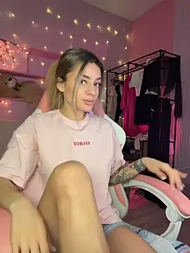 Snapshot of Jasmine_urPrincess chatting on March 13, 5:36 am Jasmine urPrincess online show from March 13, 5:36 am