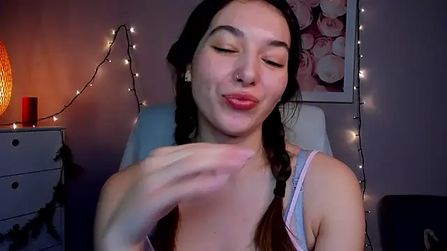 Snapshot of Meagn_Extasy chatting on December 23, 6:16 pm Meagn Extasy online show from December 23, 6:16 pm