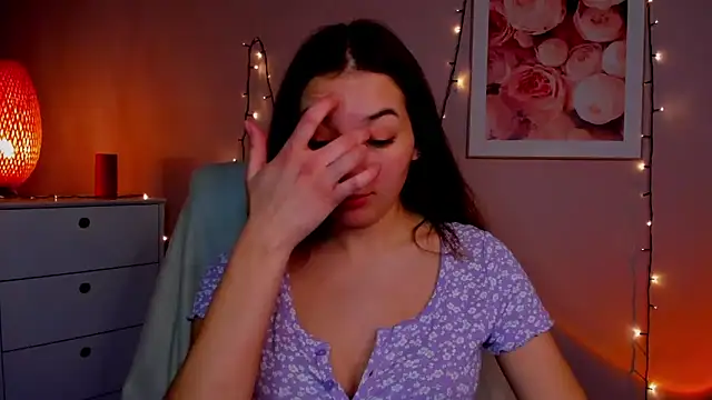 Snapshot of Meagn_Extasy chatting on February 8, 11:22 am Meagn Extasy online show from February 8, 11:22 am