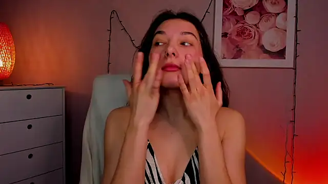 Snapshot of Meagn_Extasy chatting on March 22, 7:57 am Meagn Extasy online show from March 22, 7:57 am