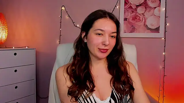 Snapshot of Meagn_Extasy chatting on March 22, 11:00 am Meagn Extasy online show from March 22, 11:00 am