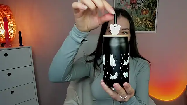 Snapshot of Meagn_Extasy chatting on September 30, 6:51 am Meagn Extasy online show from September 30, 6:51 am